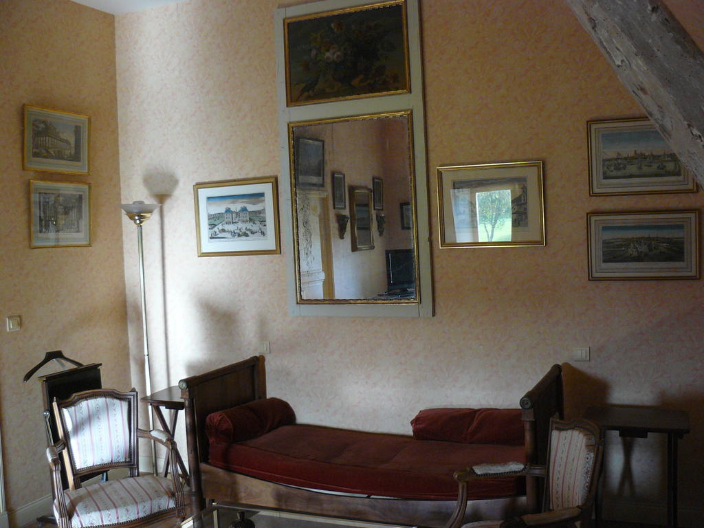 Manoir Du Bois Noblet Bed & Breakfast Louerre Екстериор снимка