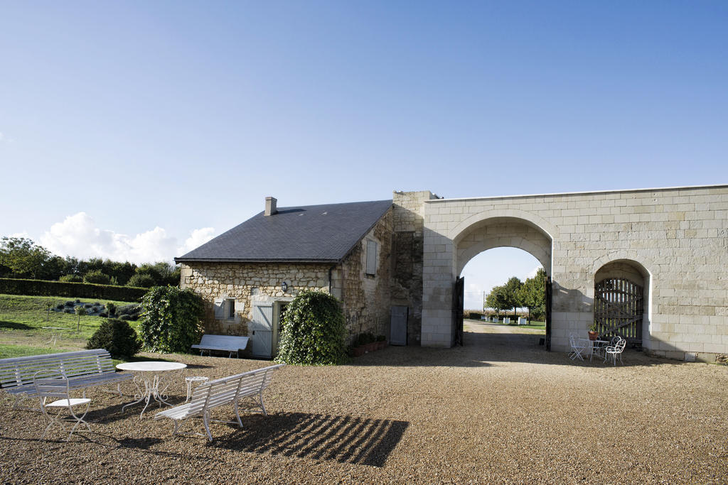 Manoir Du Bois Noblet Bed & Breakfast Louerre Екстериор снимка
