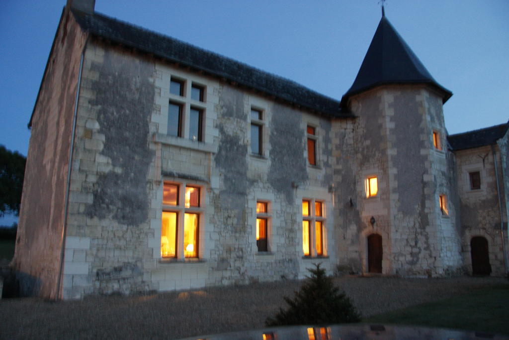 Manoir Du Bois Noblet Bed & Breakfast Louerre Екстериор снимка