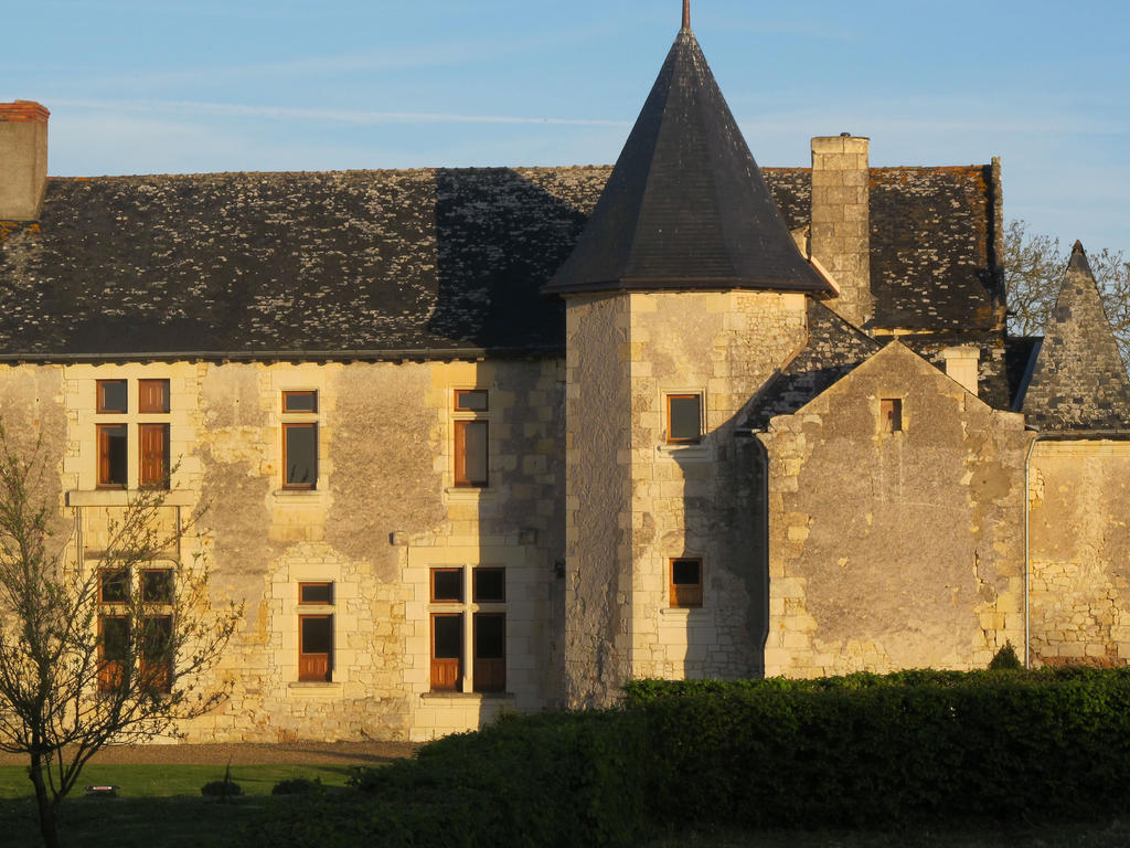Manoir Du Bois Noblet Bed & Breakfast Louerre Екстериор снимка