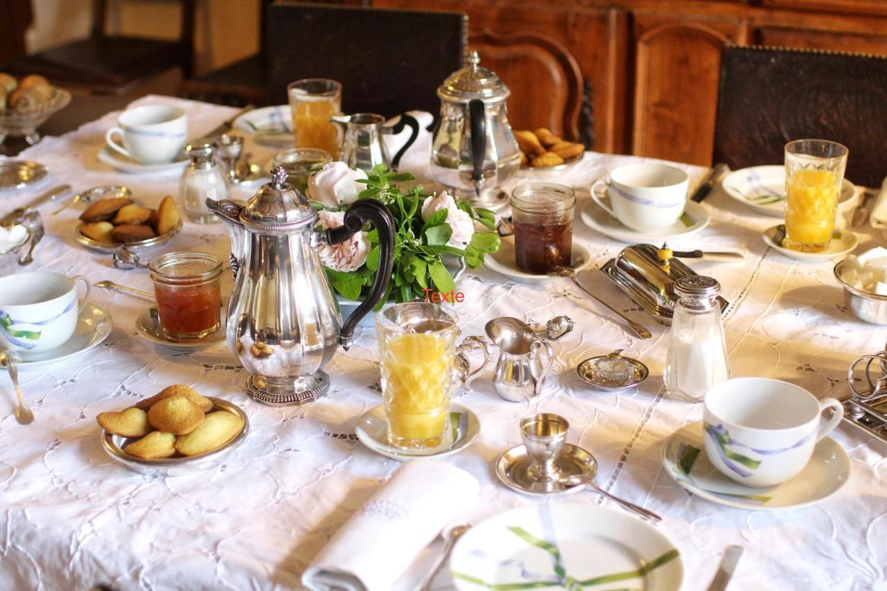 Manoir Du Bois Noblet Bed & Breakfast Louerre Екстериор снимка
