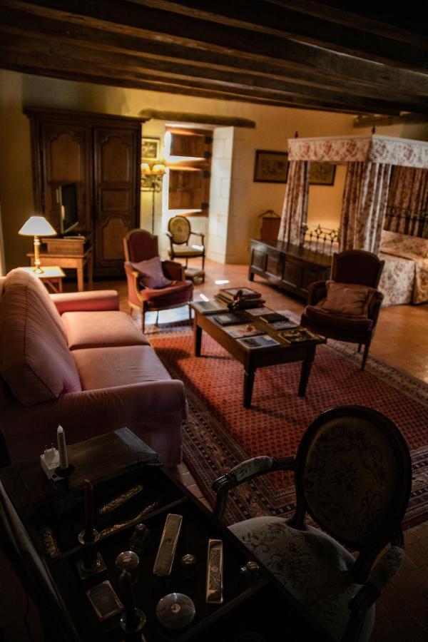 Manoir Du Bois Noblet Bed & Breakfast Louerre Екстериор снимка