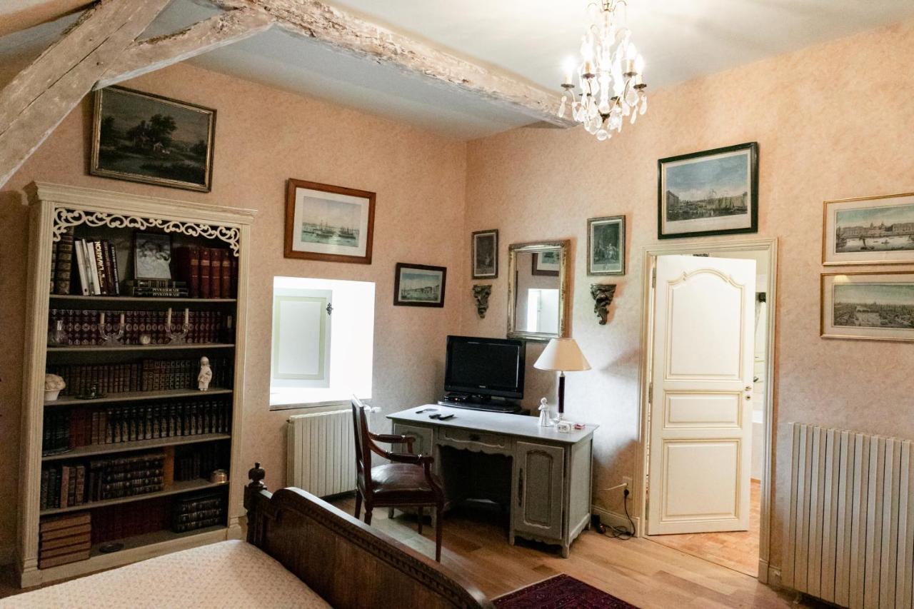 Manoir Du Bois Noblet Bed & Breakfast Louerre Екстериор снимка
