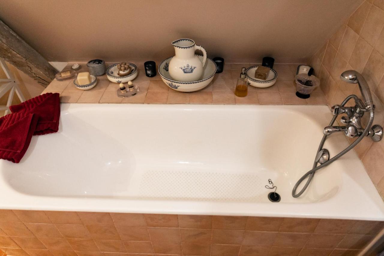 Manoir Du Bois Noblet Bed & Breakfast Louerre Екстериор снимка